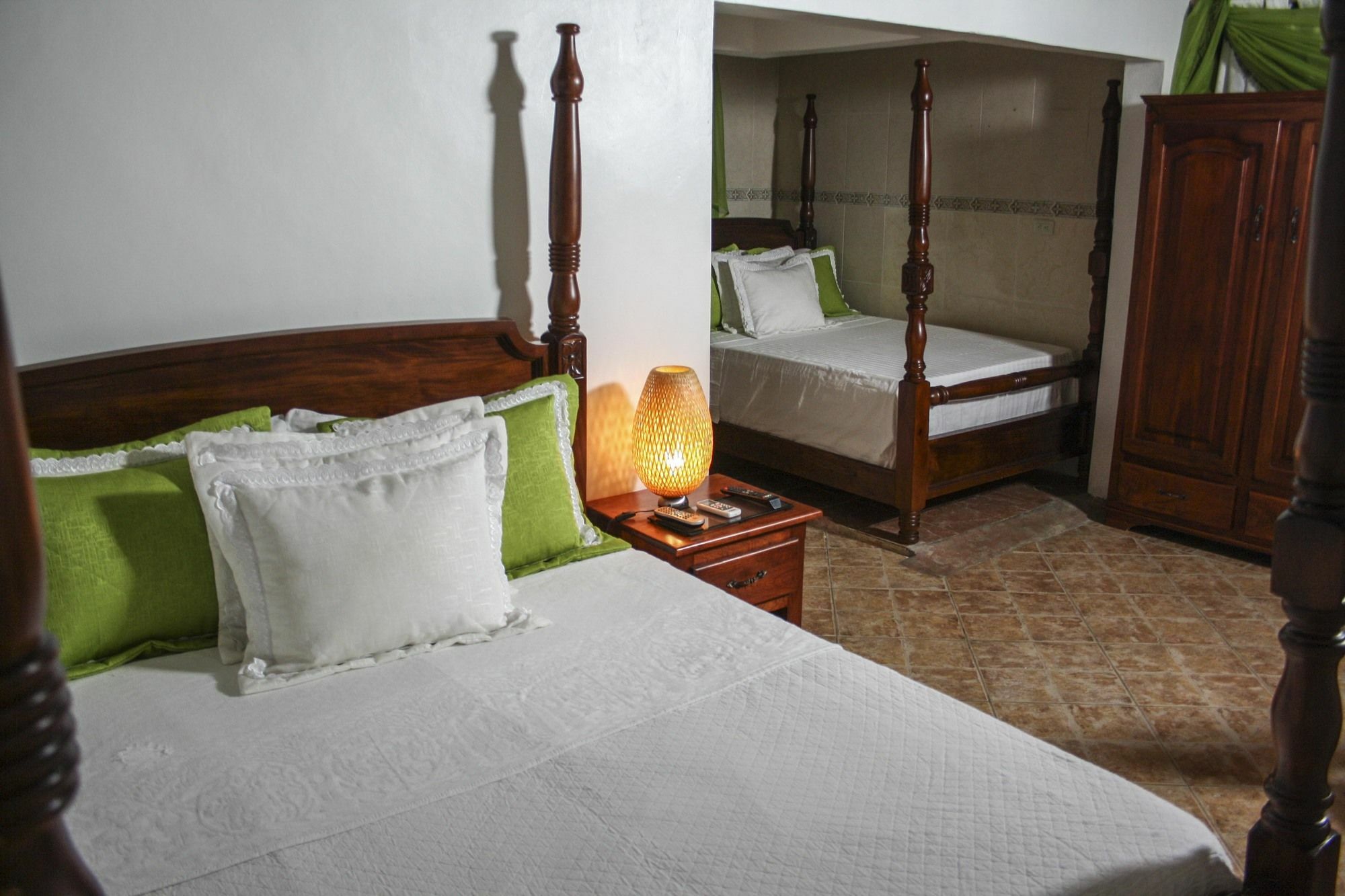 Hotel Sea Breeze 3*