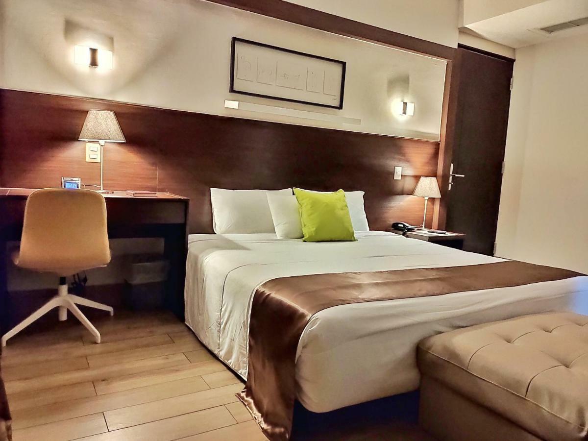 Weston Hotel