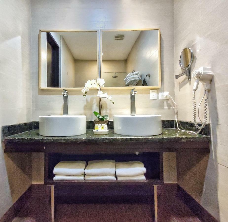 Weston Hotel 4*