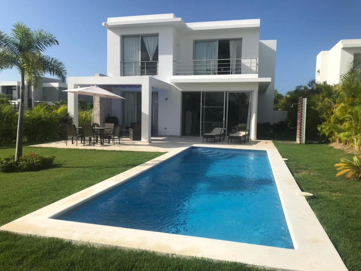 Real Playa Nueva Romana Villa