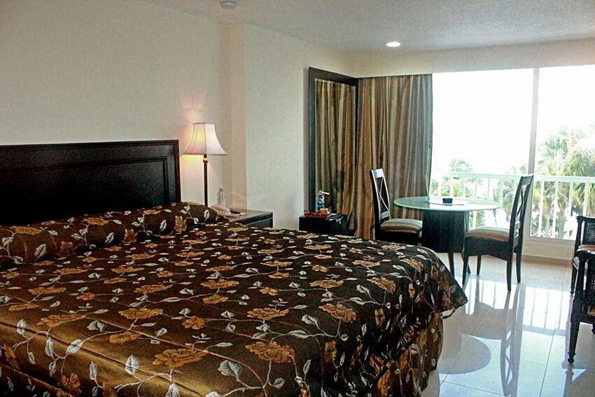 Napolitano Hotel Santo Domingo