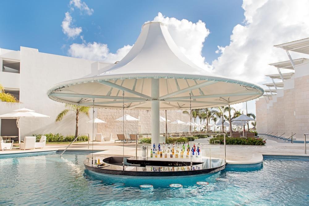 Azul Punta Cana, By Karisma Hotel