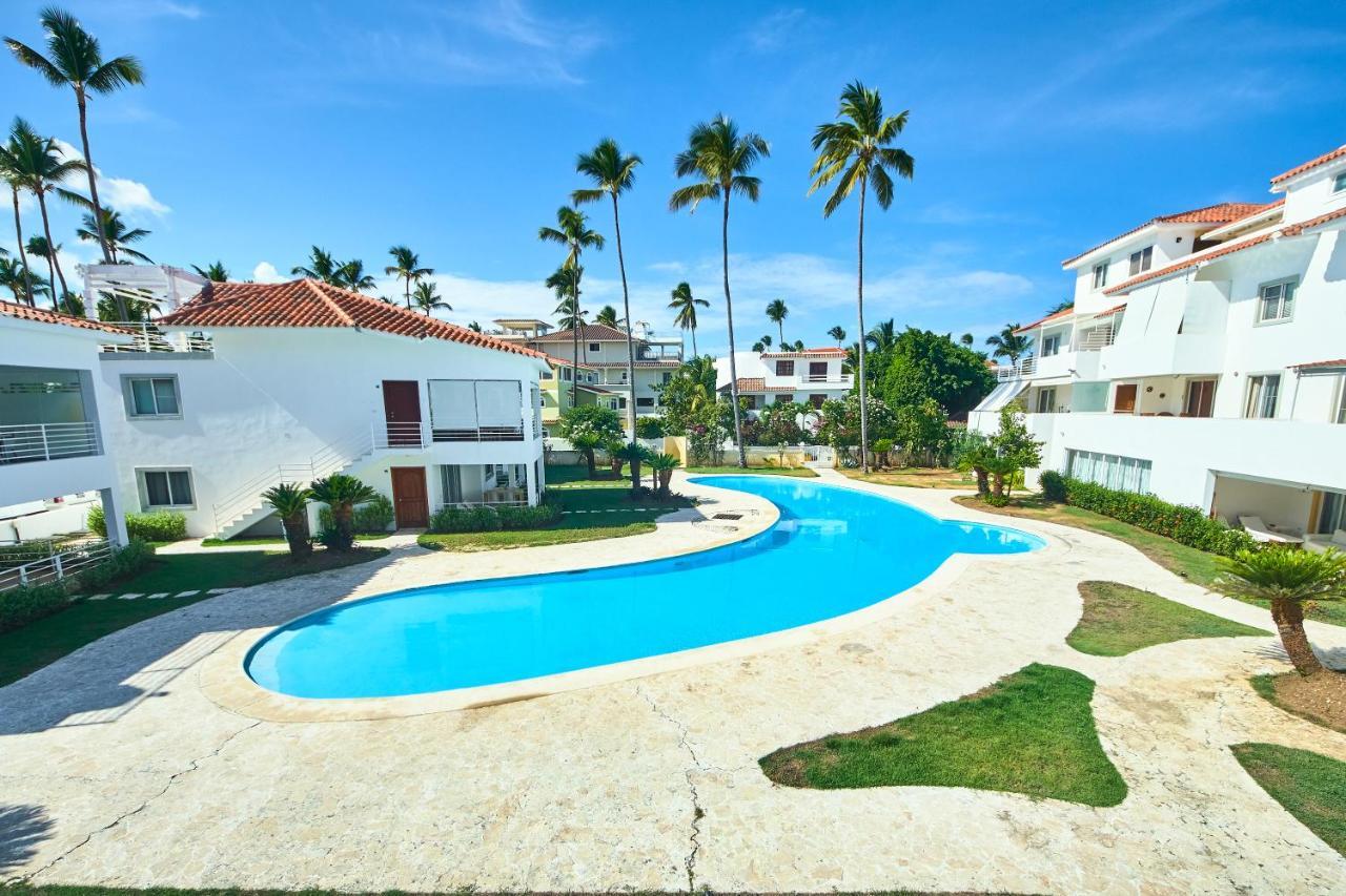 Corales Village