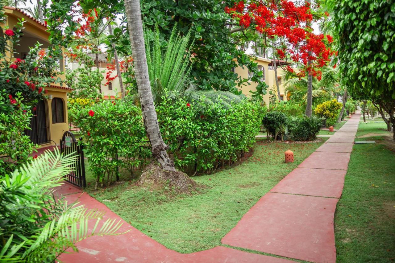 Corales Village Hotel 4*