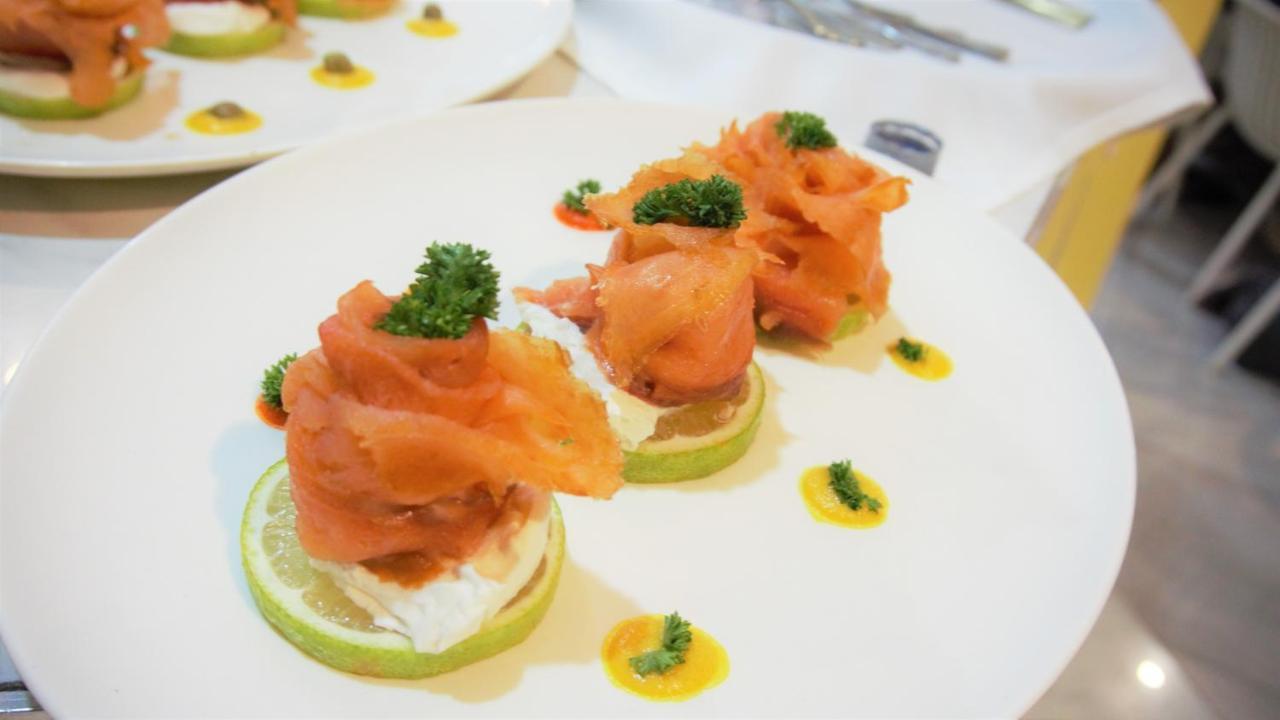 Alkquimia Hotel, Lounge And Bar