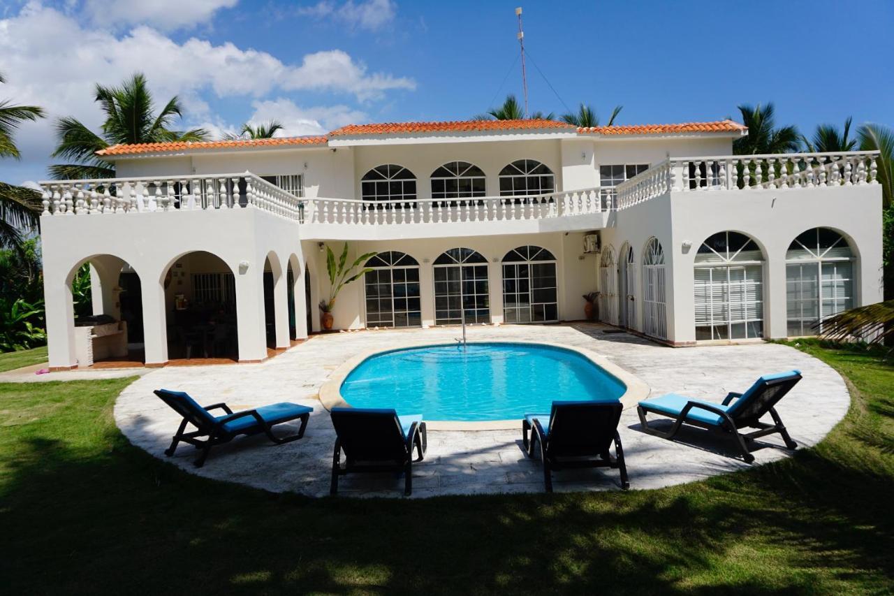 Bed & Breakfast Baoba Breeze Bed & Breakfast- Beachfront Paradise