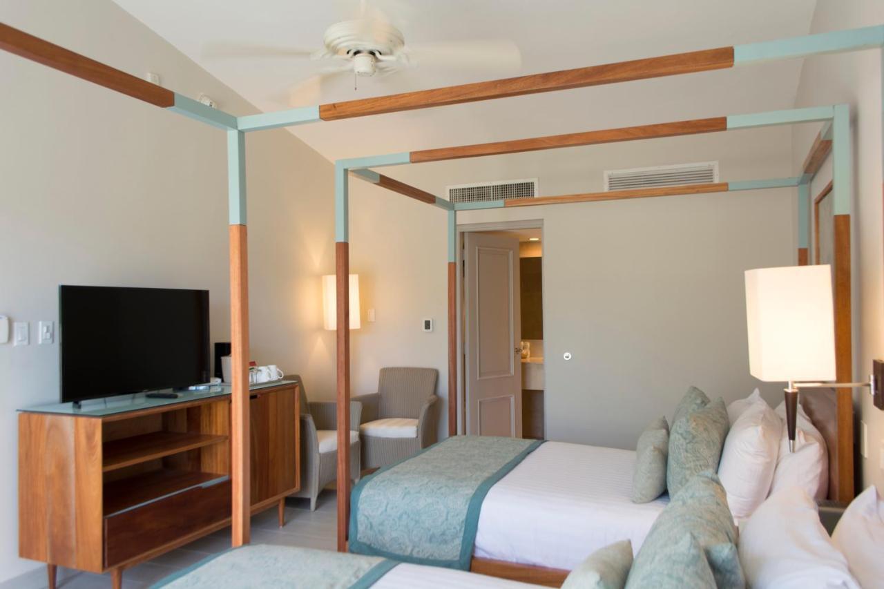 Vh Atmosphere Adults Only Hotel Playa Dorada