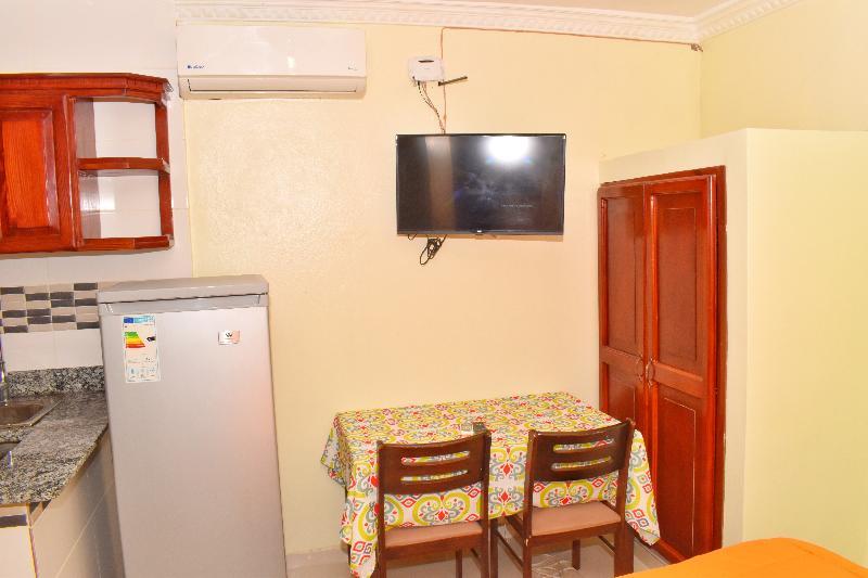 Aparthotel Tropical Island La Viva