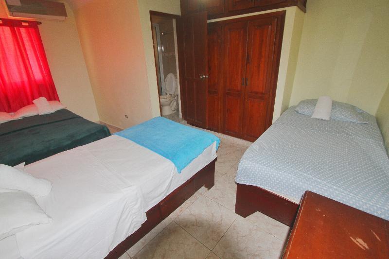 Tropical Island Aparthotel La Viva