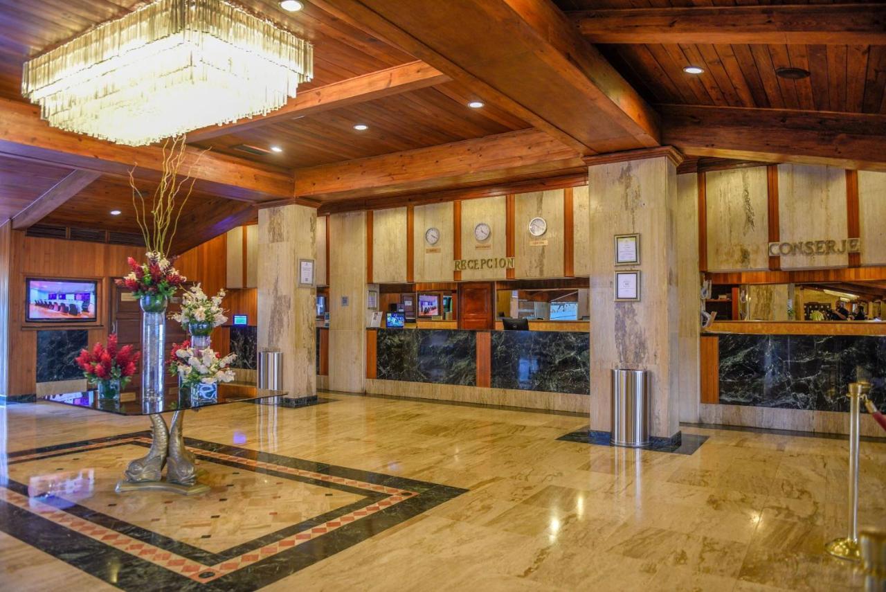 Dominican Fiesta Hotel