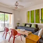 Luxe 1 Bedroom Cap Cana, Dr - Steps Away From Pool, King Bed, Caribbean Paradise!