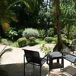Casa Tropical