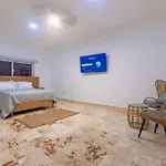 Villa Ruby Bella
