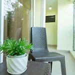 Air-Conditioning , Bbq, Downtown City, Just 3 Minutes From The Cable Car And The Beach