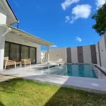 Tracadero Beach Club & Holidays Rentals