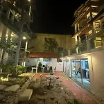 Hotel Neptuno Refugio