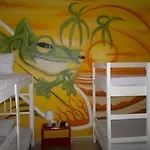 Hostel Laguna Park