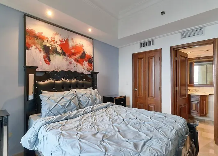 Luxurious Ocean View Suite