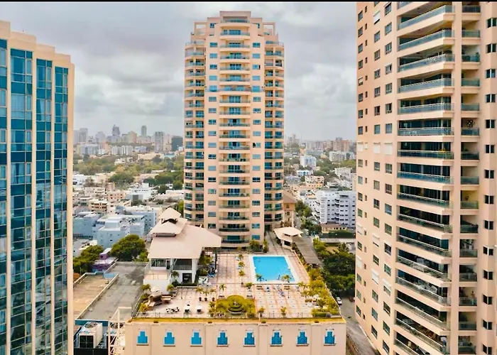 Spectacular Condominium Between The City And The Sea