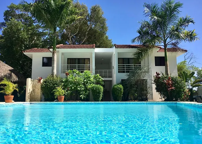 Coral Blanco Hotel