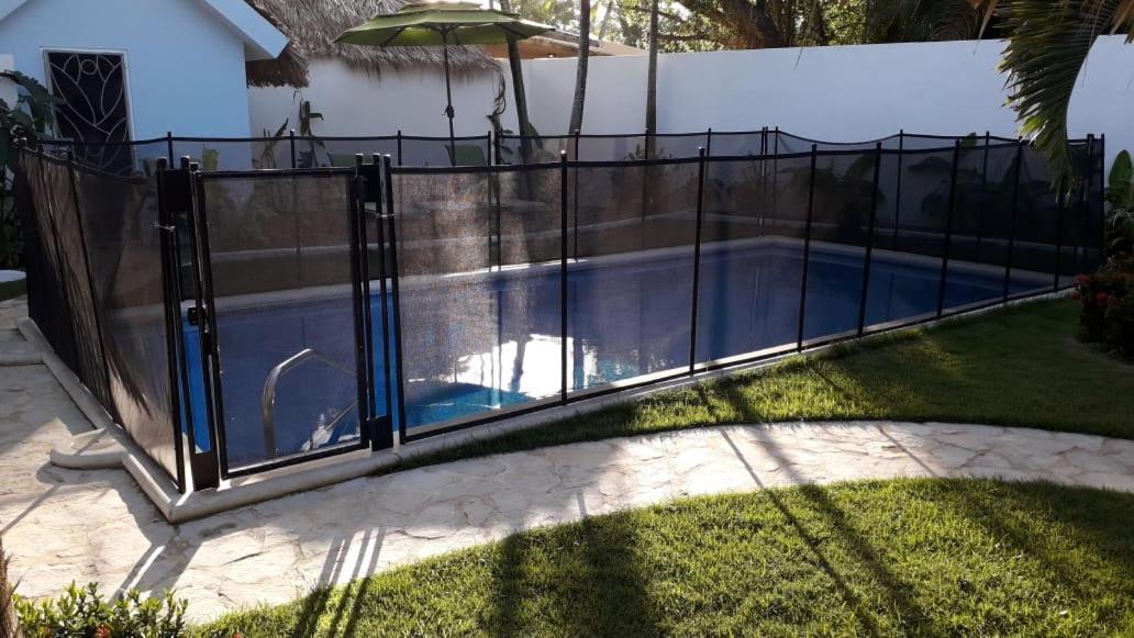 Villa Clarissa V, Walk To Beach!