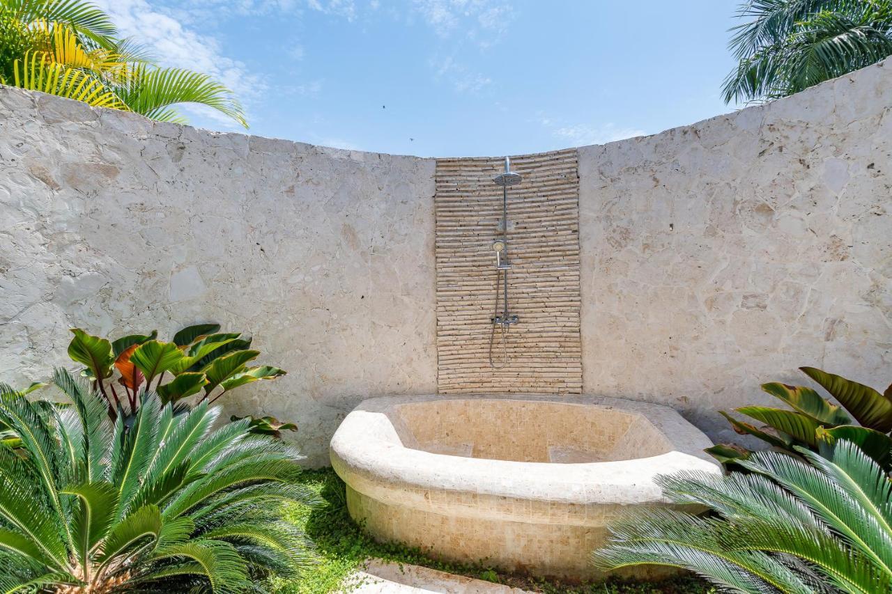 Stunning With Private Pool And Jacuzzi In Villa *