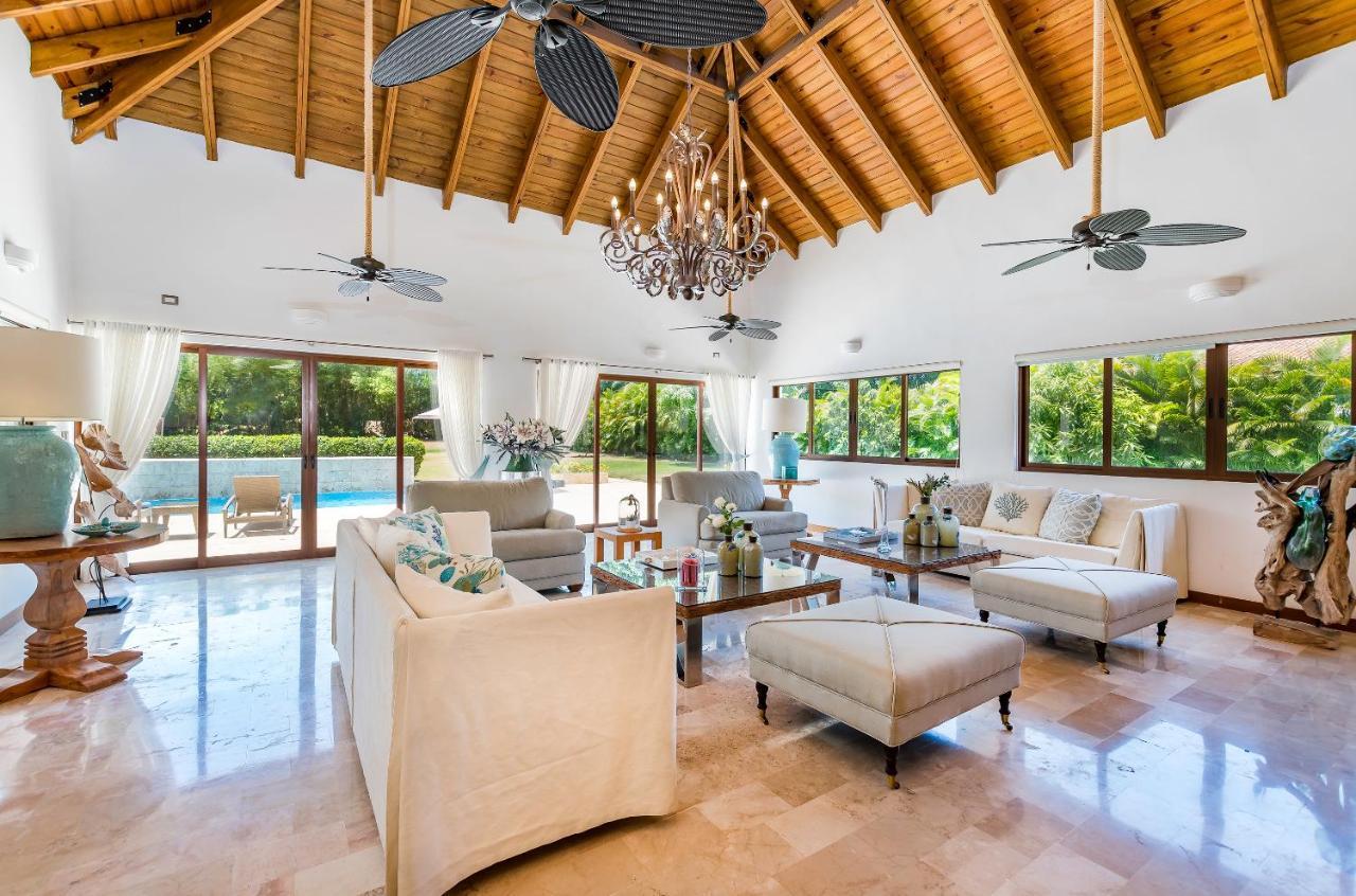 Stunning With Private Pool And Jacuzzi In * La Romana