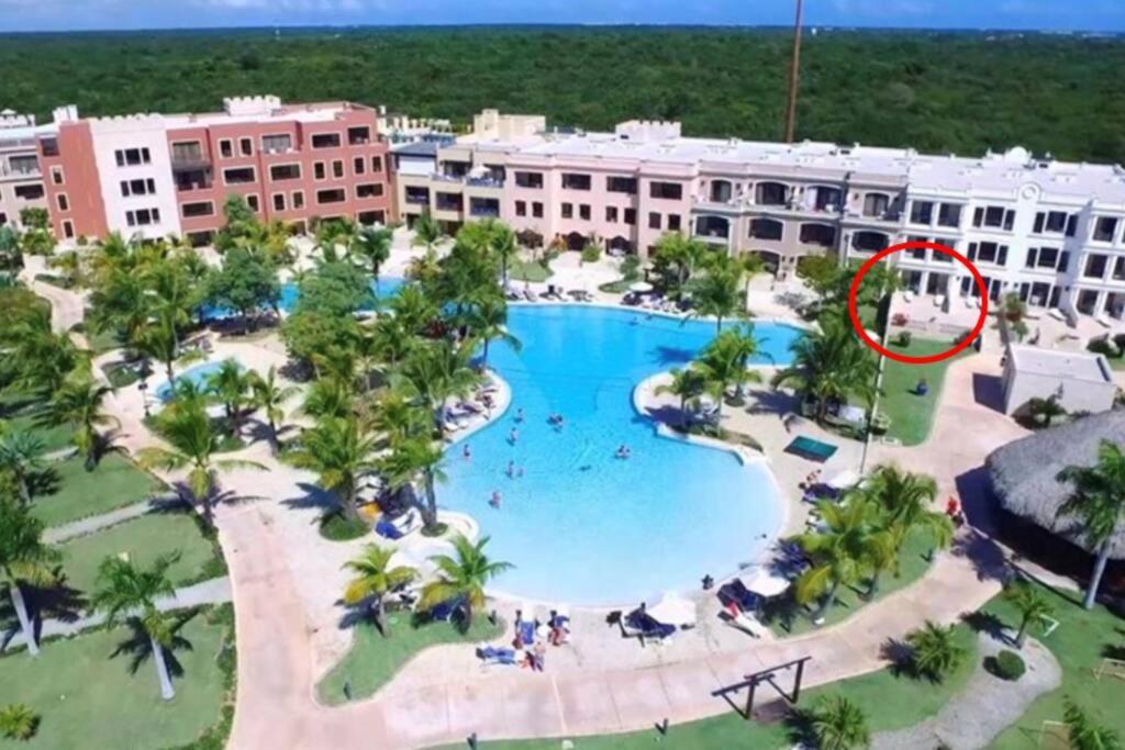 Luxe 1 Bedroom Cap Cana, Dr - Steps Away From Pool, King Bed, Caribbean Paradise! Apartment