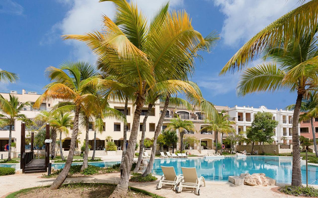 Luxe 1 Bedroom Cap Cana, Dr - Steps Away From Pool, King Bed, Caribbean Paradise! Punta Cana