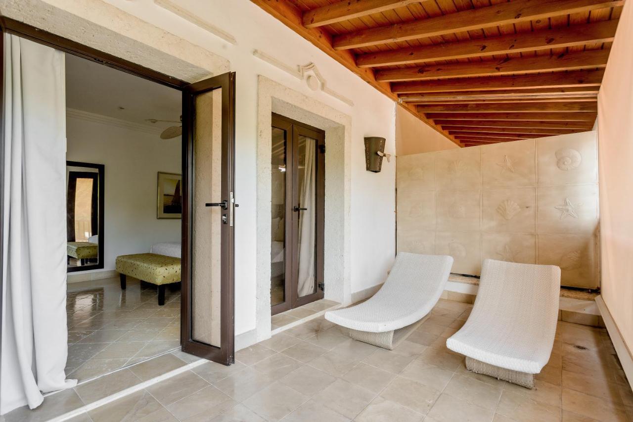 Luxe 1 Bedroom Cap Cana, Dr - Steps Away From Pool, King Bed, Caribbean Paradise! Apartment
