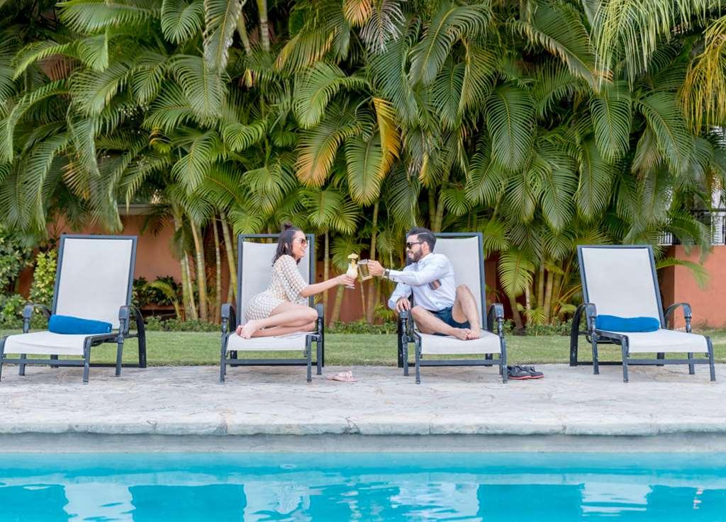 Hodelpa Garden Court Hotel 4*
