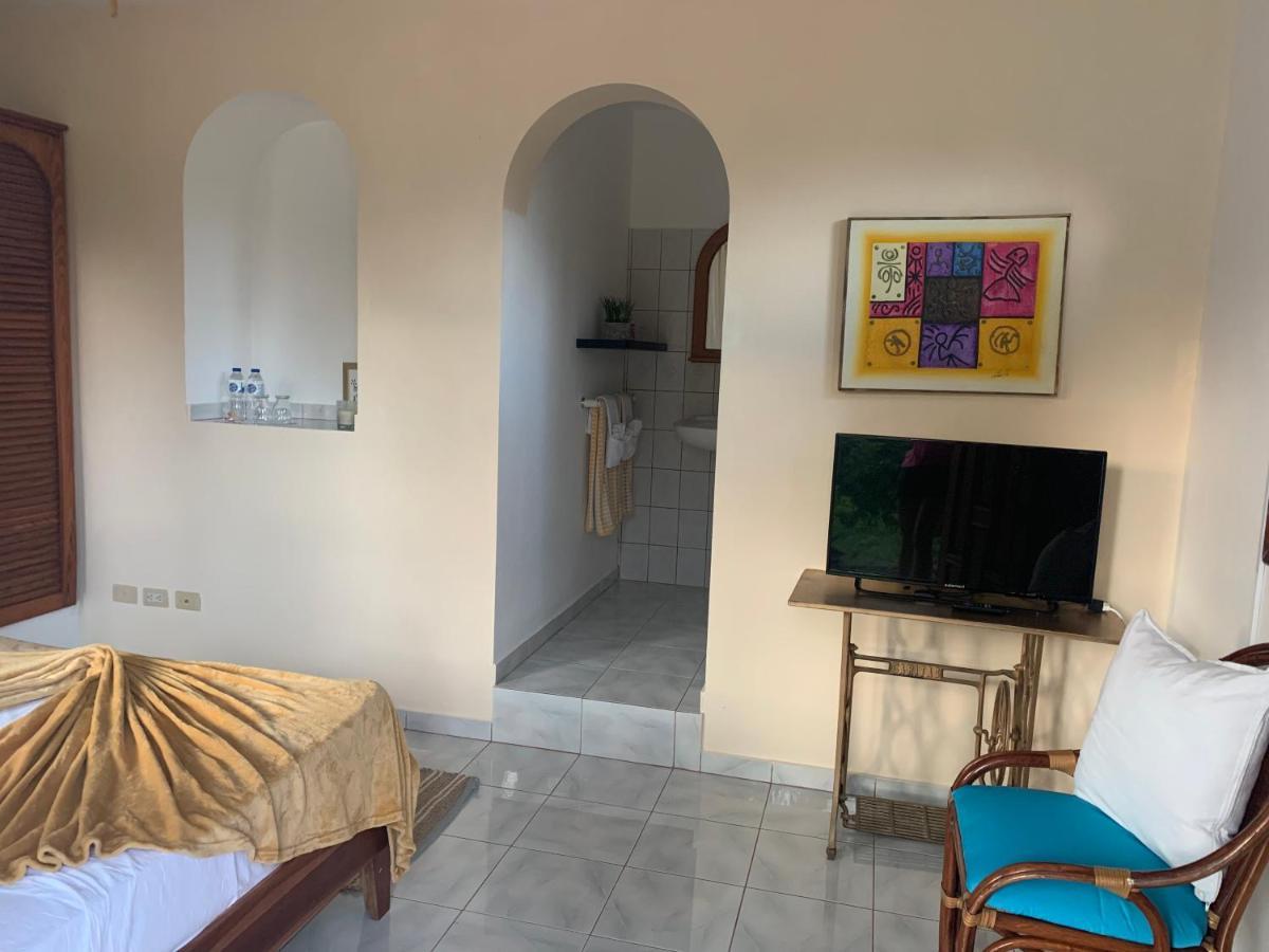 El Castillo Tropical Homestay *