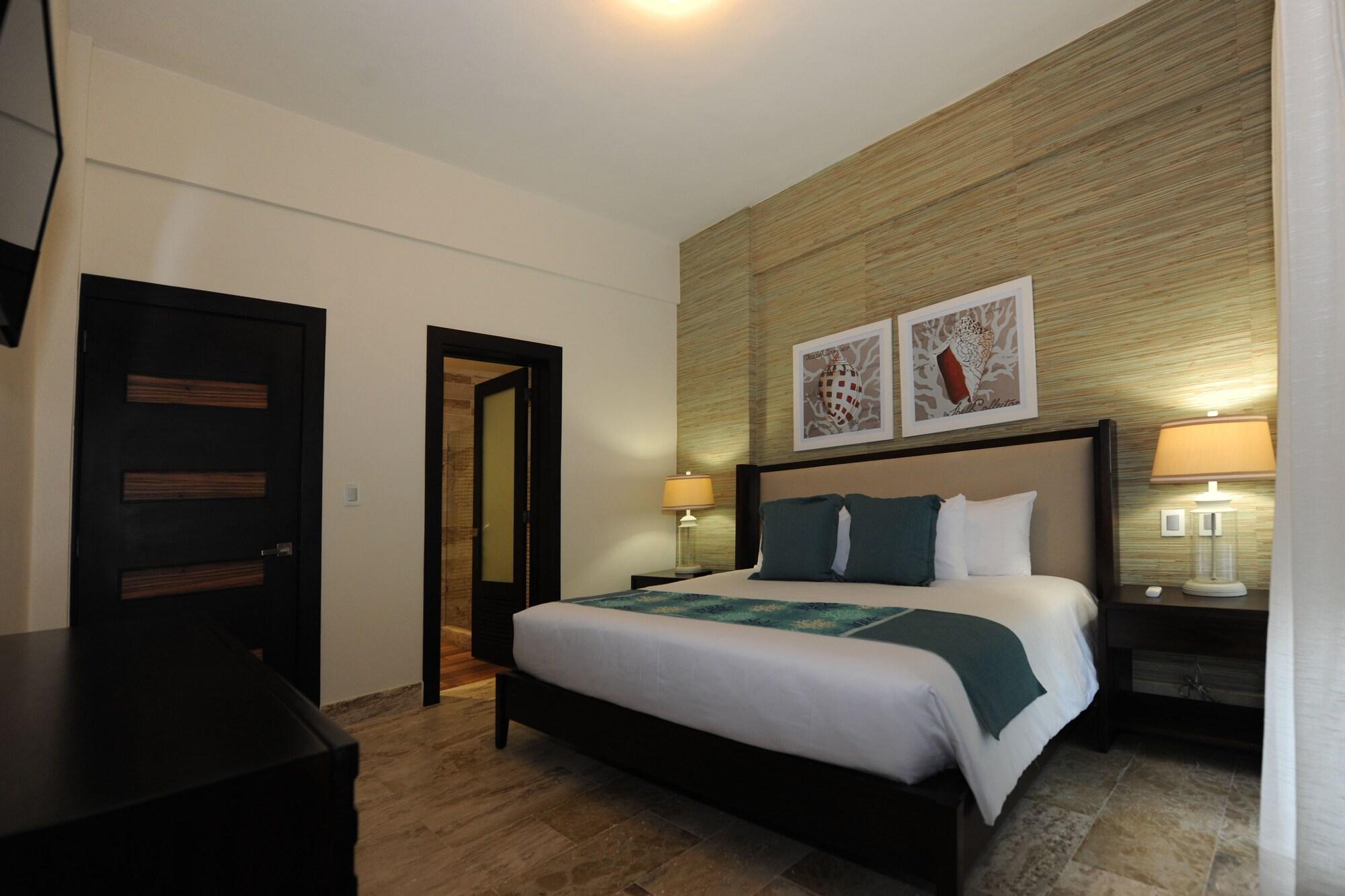 Blue Jacktar Hotel 4*