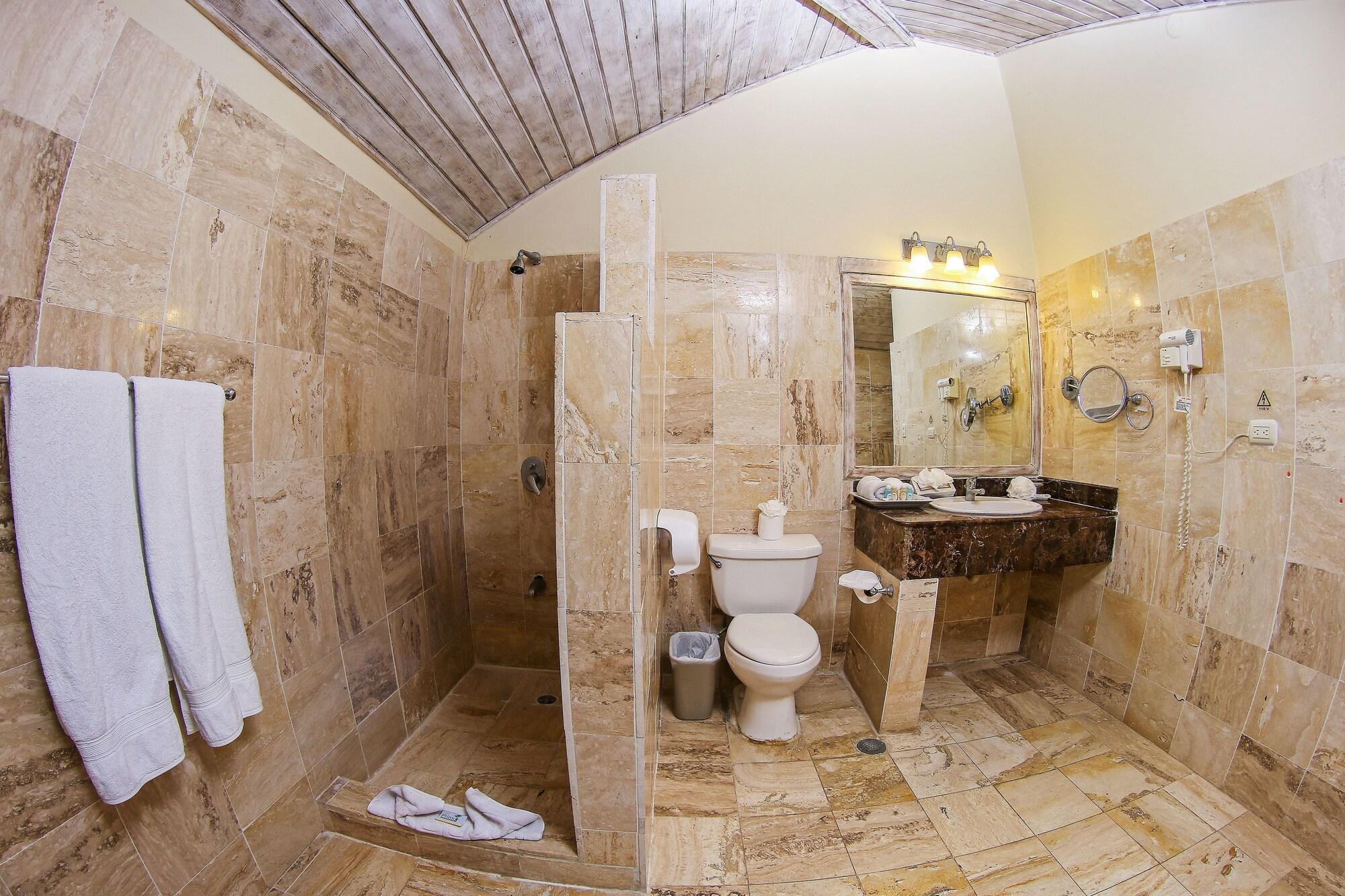 Hotel Victorian House Sosua