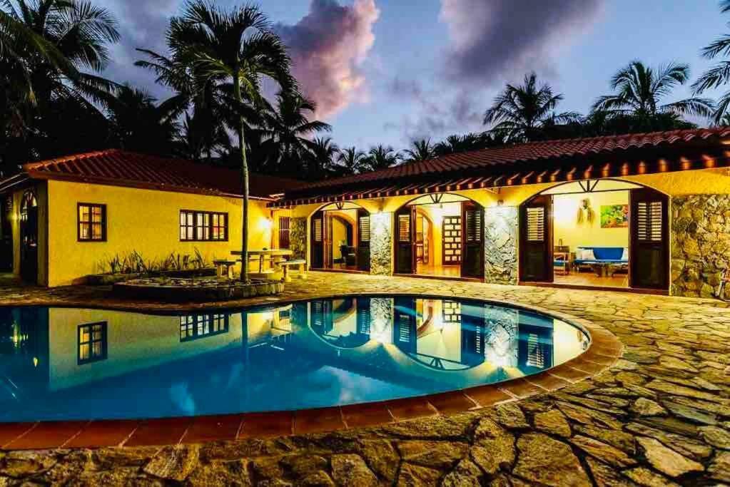 Palm House - Luxury - Samana - Ocean Front Villa