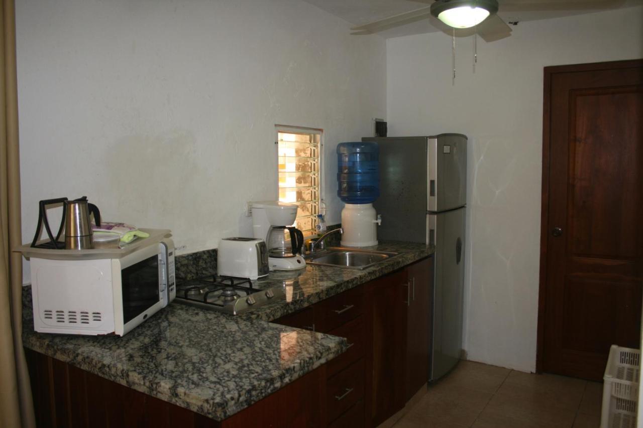 Casa Tropical Villa *
