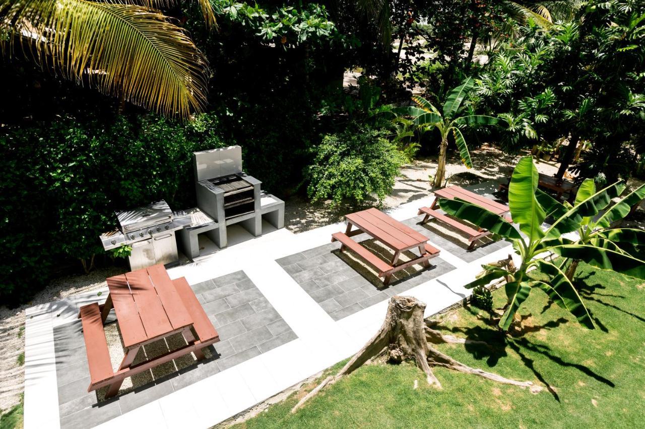 Hotel Tropicana Suites Deluxe Beach Club & Pool - Playa Los Corales