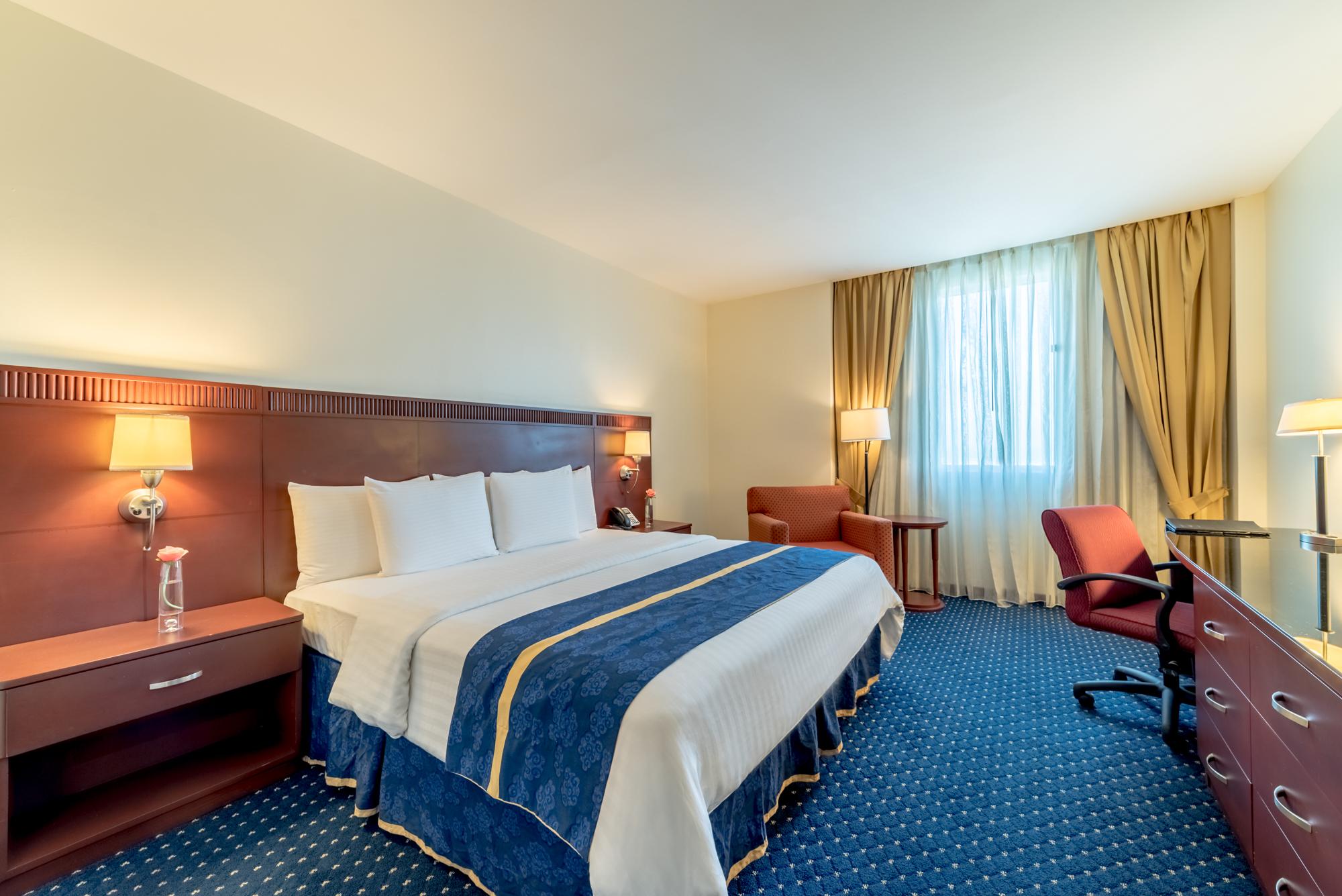 Hodelpa Garden Court Hotel 4*
