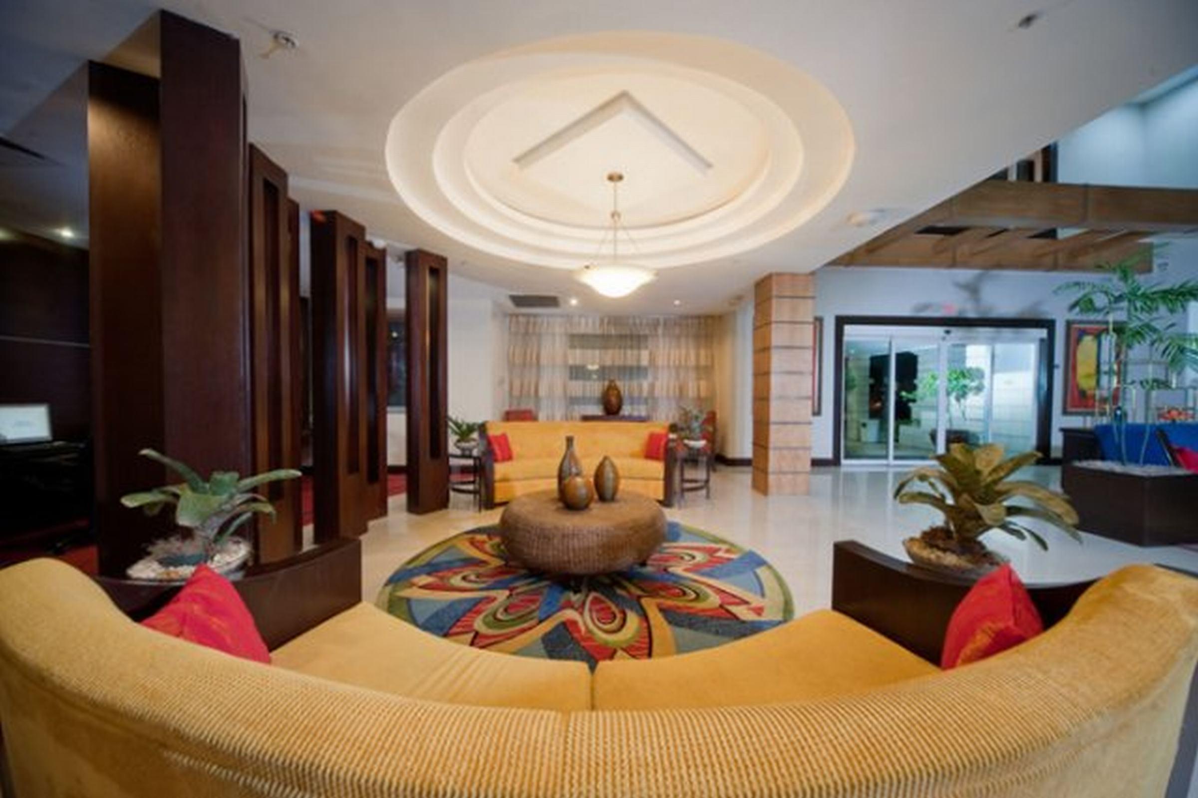Hodelpa Garden Court Hotel
