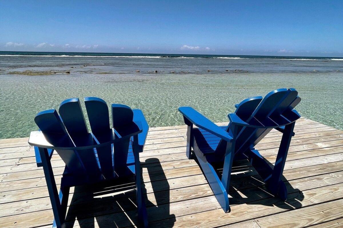 Aquarella Beachfront 2br Sunset Apartment