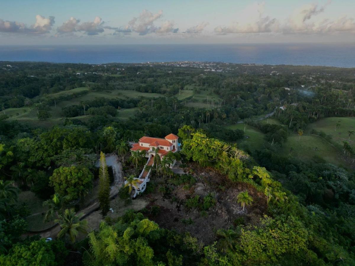 Homestay El Castillo Tropical Cabrera
