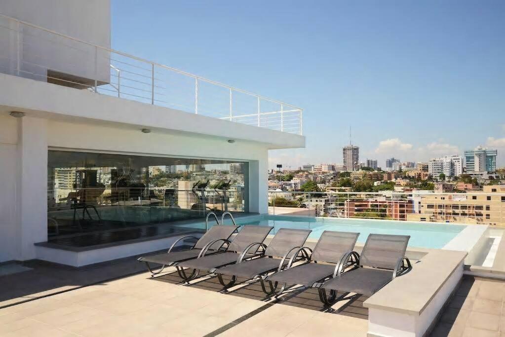 Lincoln * Santo Domingo