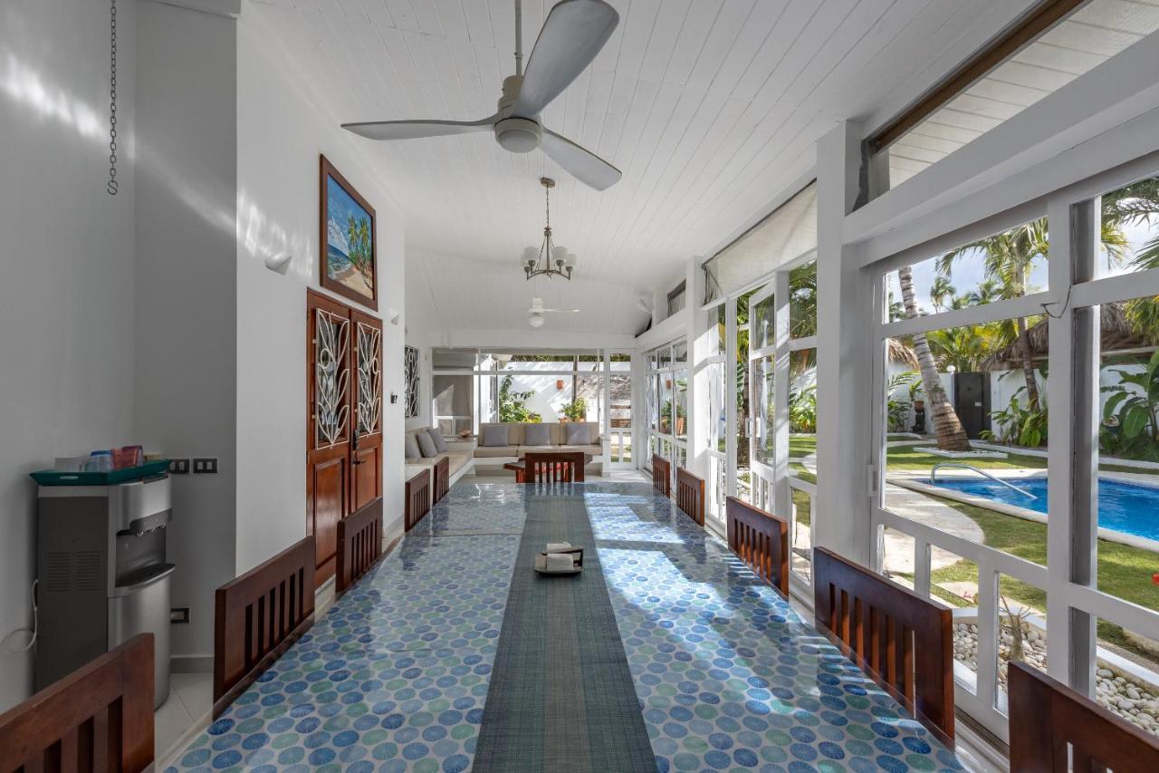 Villa Clarissa V, Walk To Beach!