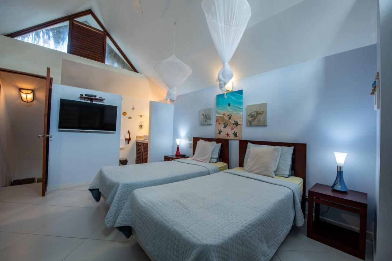 Clarissa V, Walk To Beach! Villa Las Terrenas