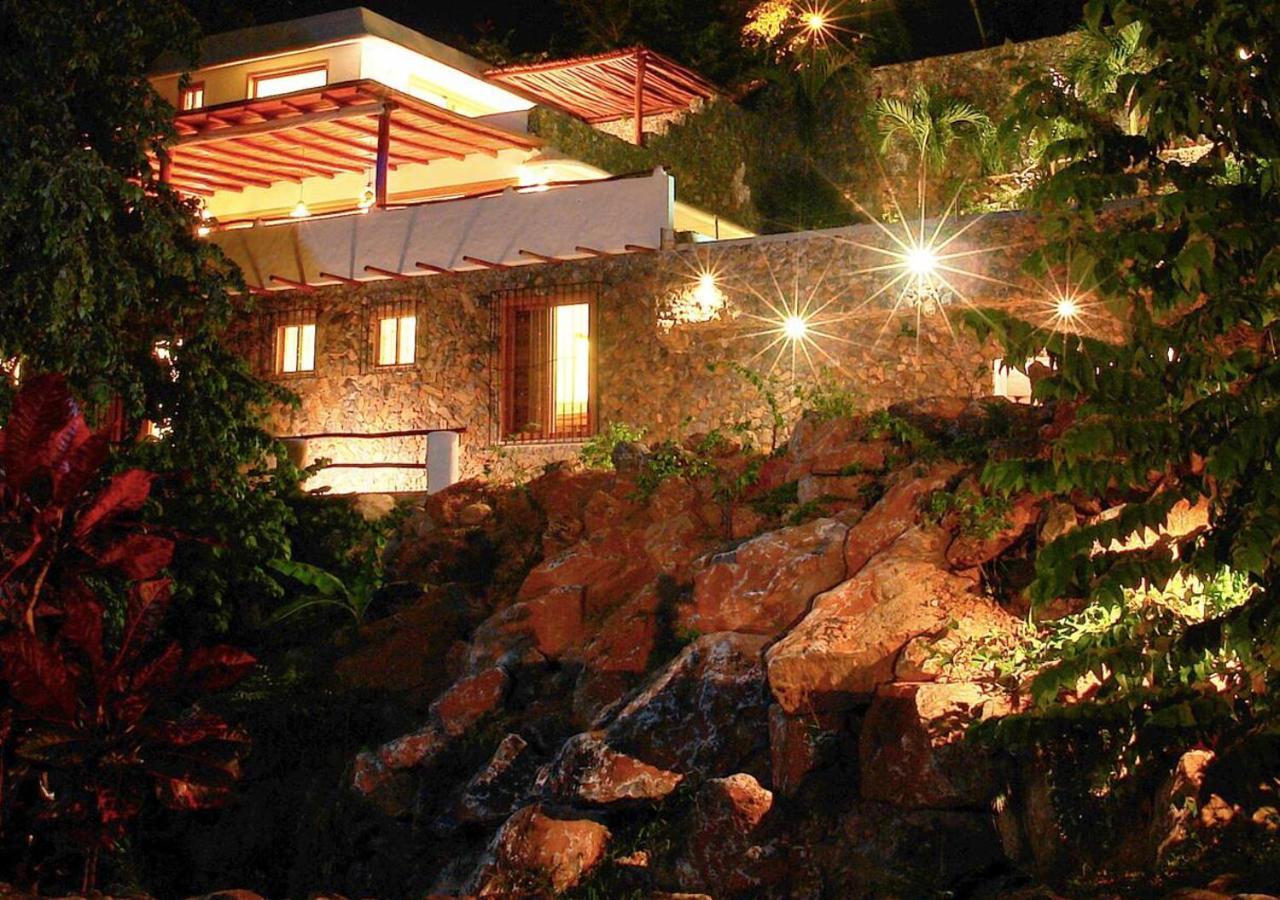 Propiedad De Alto Standing Con Vista Al Mar, Piscina, Tenis, Hasta 12 Personas *