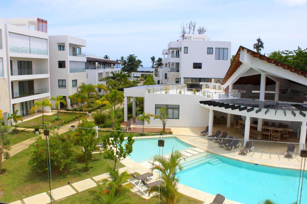 Amar'e & Apartment