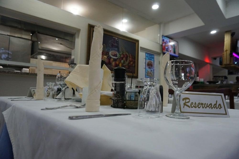 Restaurant Hamilton Hotel *
