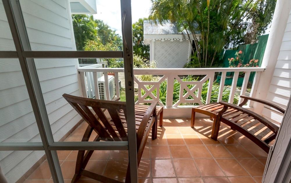 Victorian House Hotel 3*