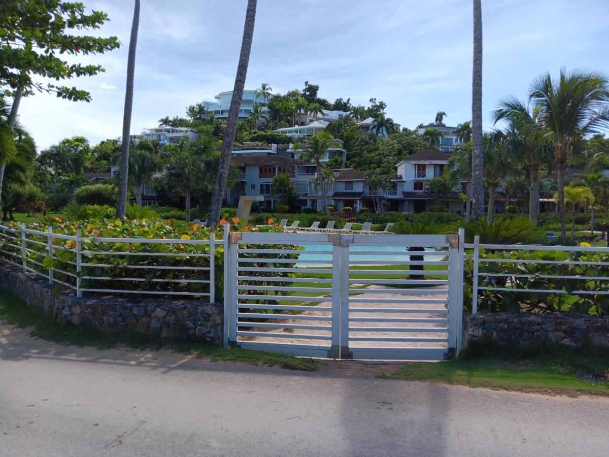 Apartment Beachfront 2br With Pool & Terrace In Terrenas
