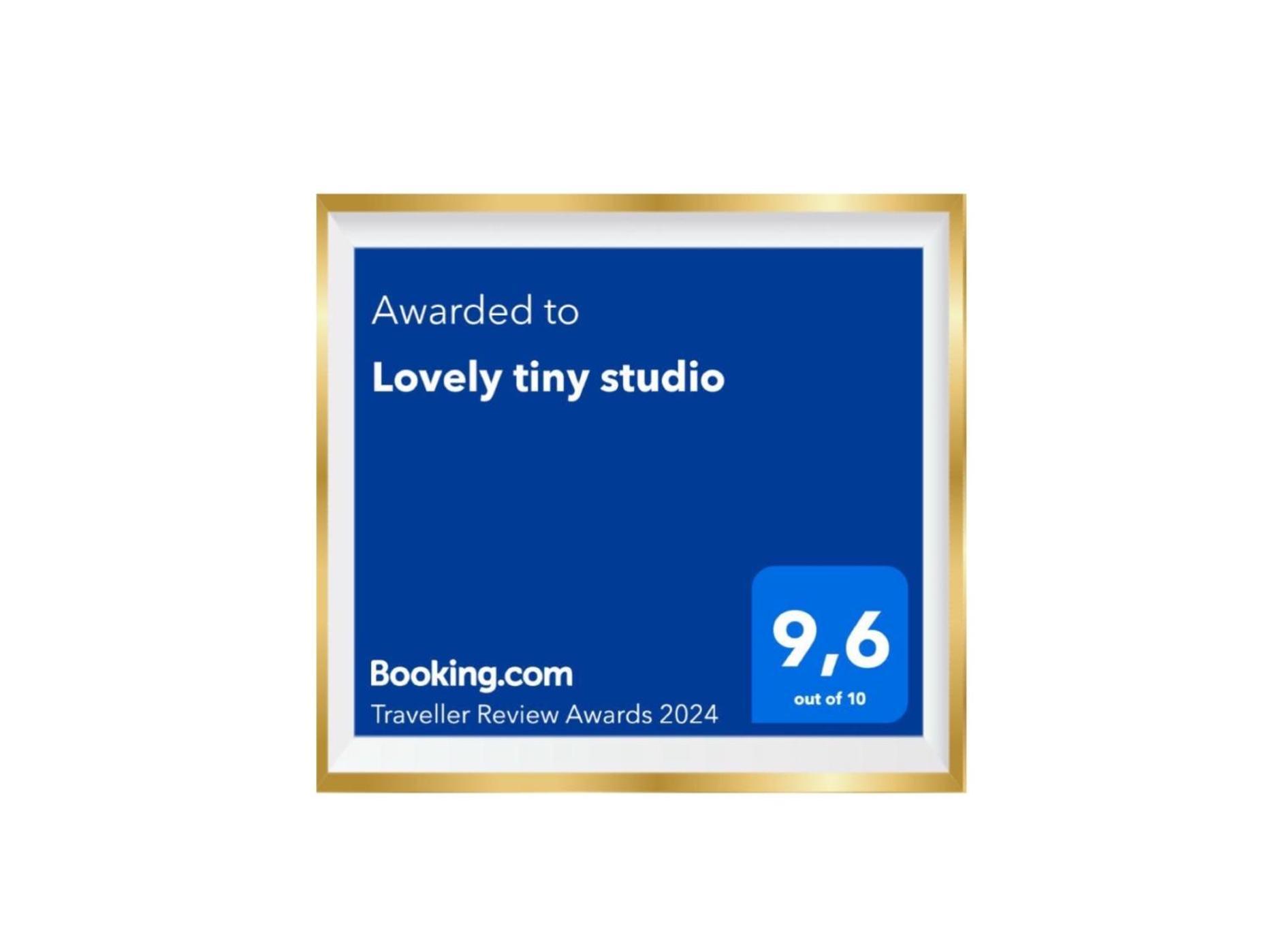 Lovely Tiny *